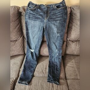 Flying monkey mid rise distressed skinny jeans